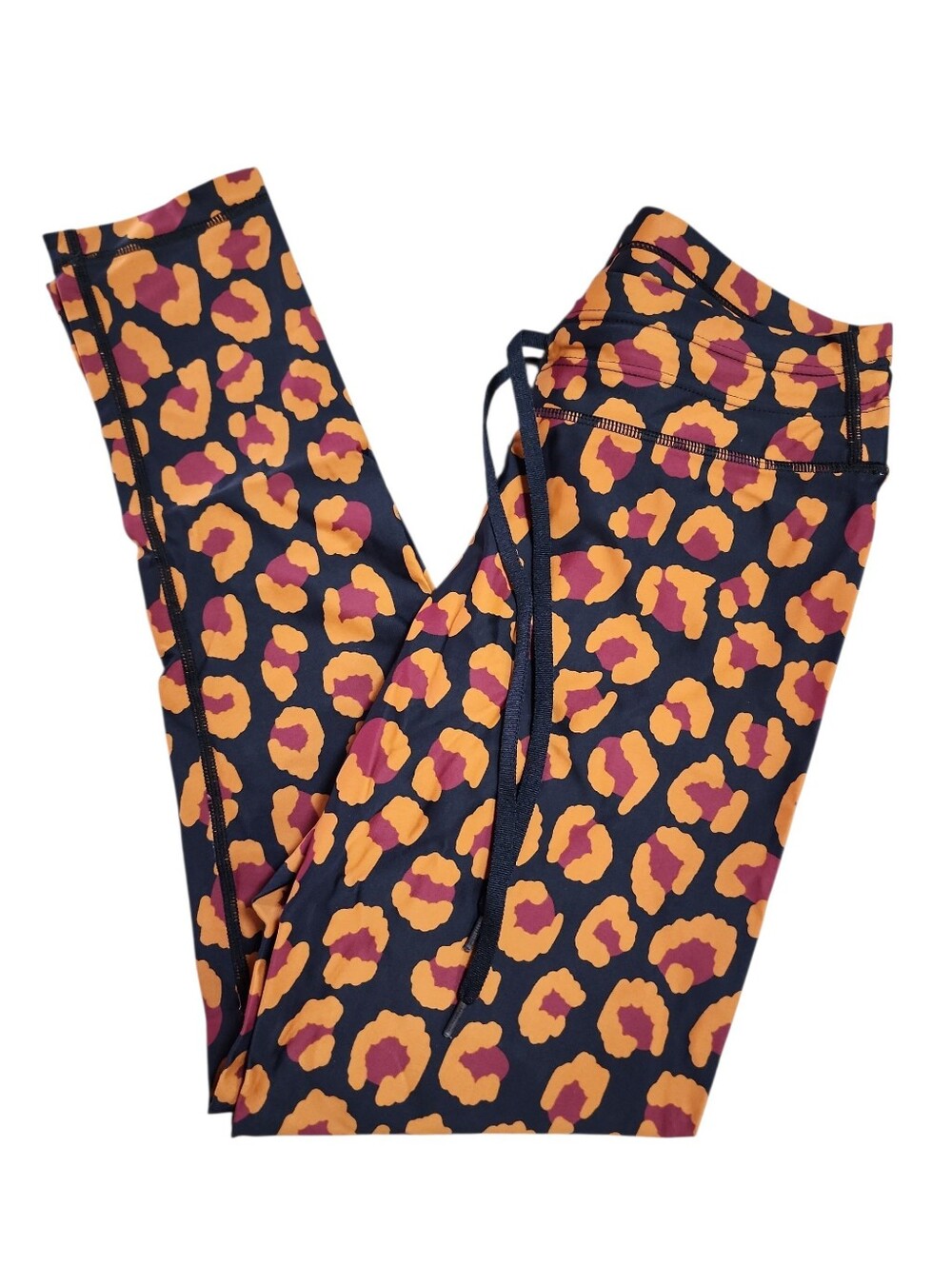 The upside cheetah print leggings Size 8